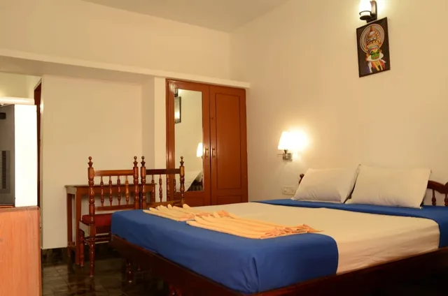 غرفة ديلوكس بسرير كوين بإطلالة جزئية على البحر، HOTEL SEA VIEW PALACE 6/10