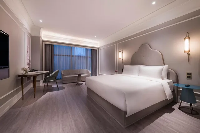 غرفة تنفيذية بسرير كينج، Mercure Shanghai Yu Garden On The Bund 1/8