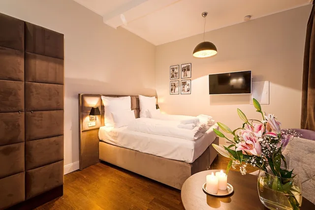 Compact, Studio, Queen Bed, Arabel Design Apartments 2/3