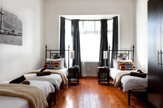 غرفة ديلوكس ثلاثية بثلاثة أسرّة، Ashanti Guest House Gardens Hostel 7/10