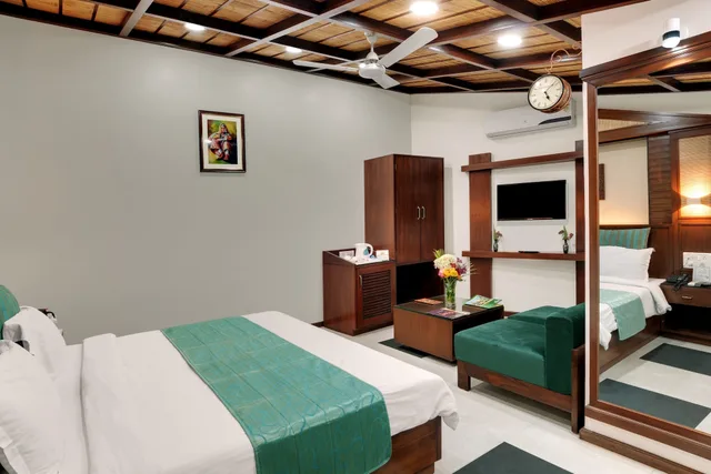 كوخ بسرير مزدوج، CHACHA INN. 1/2