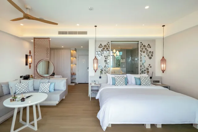Pool, Suite, King Bed, Sea View، The Little Shore Khao Lak by Katathani 7/10