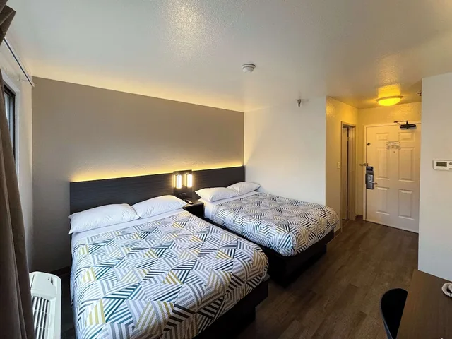 غرفة ديلوكس بسريرين مزدوجين، Motel6 Glenview, IL - Chicago North 2/8