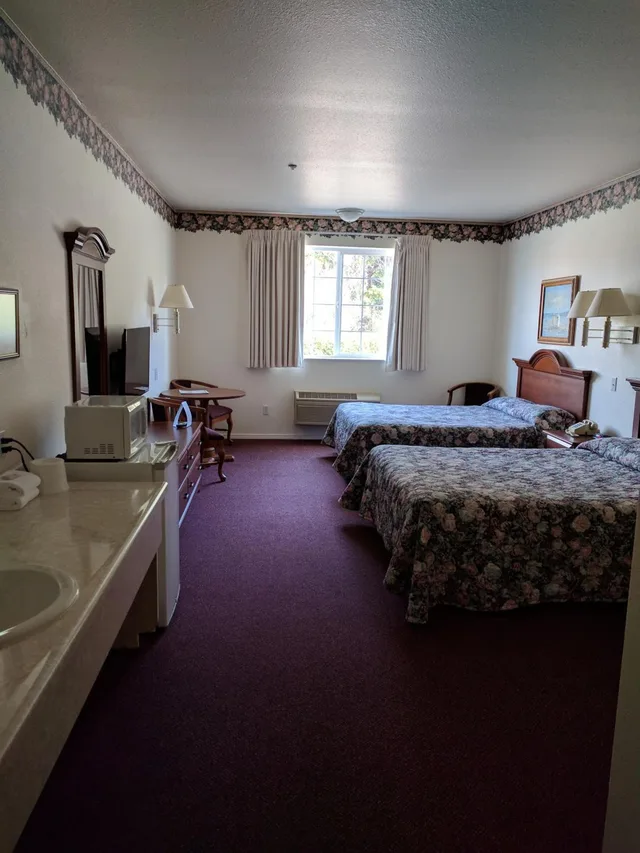 غرفة بسرير كوين لذوي الإعاقة، Lighthouse Inn 1/8