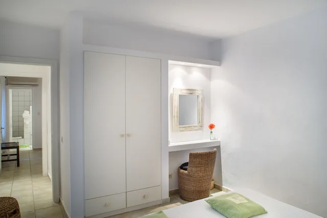جناح بسريرين منفصلين وسرير كينج بغرفتي نوم مع أريكة، Skiathos Holidays Hotel 3/3
