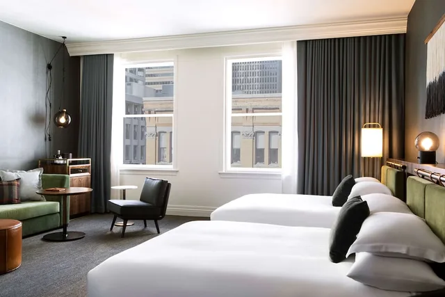 Preferred, 2 Queen Beds، The Alexis Royal Sonesta Hotel Seattle 1/4