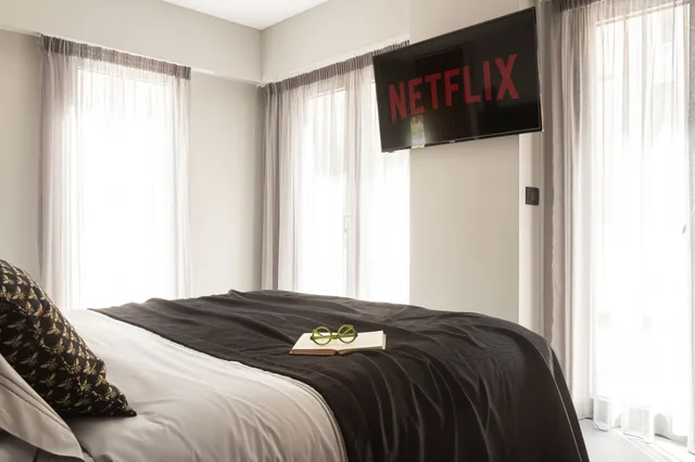 جناح جونيور بسرير كوين مع أريكة، 11 Enteka Acropolis Suites 1/7