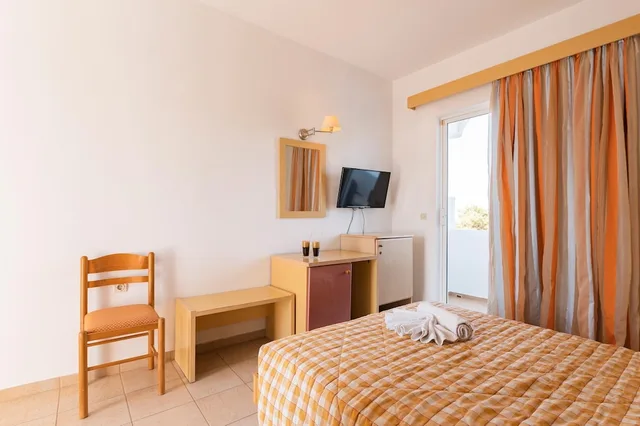 غرفة بسريرين منفصلين بغرفة نوم واحدة، Georgia Hotel 5/9