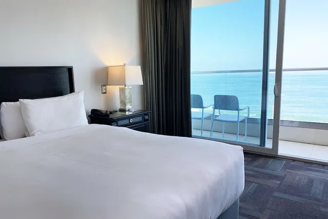 Junior Suite, King Bed, Ocean Front، Wyndham Garden Antofagasta Pettra 4/9