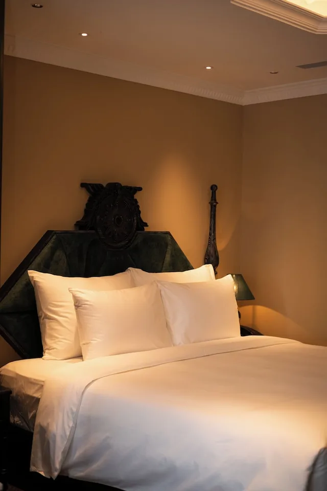 جناح شهر العسل بسرير كينج بإطلالة على المدينة، Hanoi Emerald Waters Hotel Spa 4/10
