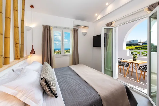 Deluxe, Sofa, Abasa Suites Santorini 1/5
