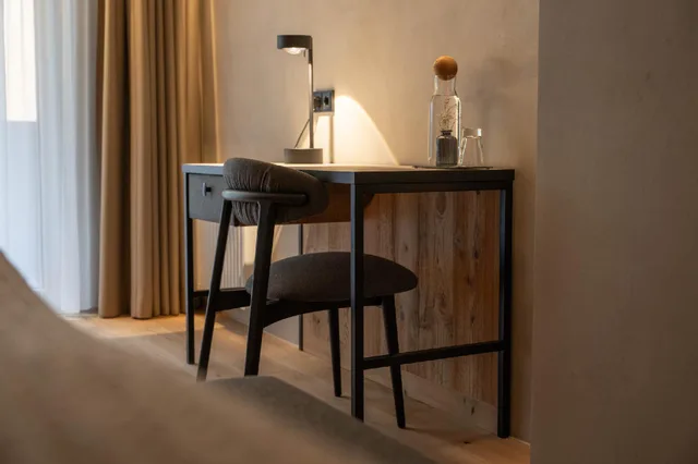 جناح، Activehotel Bergkonig 1/1