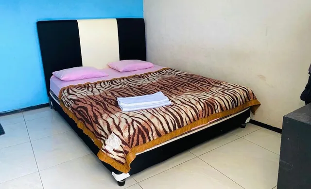 Standard, Double Bed, Hotel Nirwana Batu 2/4
