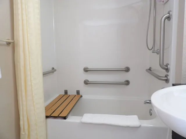 Standard, Double Bed, Accessible, Econo Lodge Inn & Suites Yuma 3/3