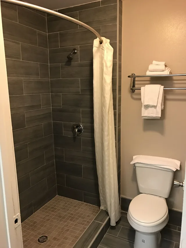 غرفة قياسية بسريرين كوين للمدخنين، Express Inn Weslaco Mercedes 6/8