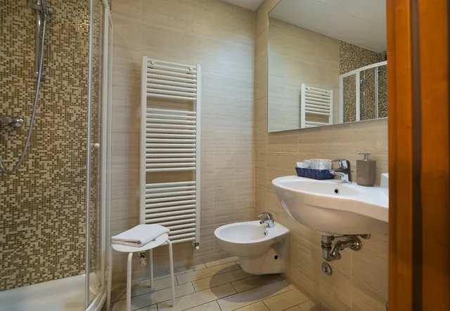Room, Double Bed, Annex, Albergo Fontana 2/3