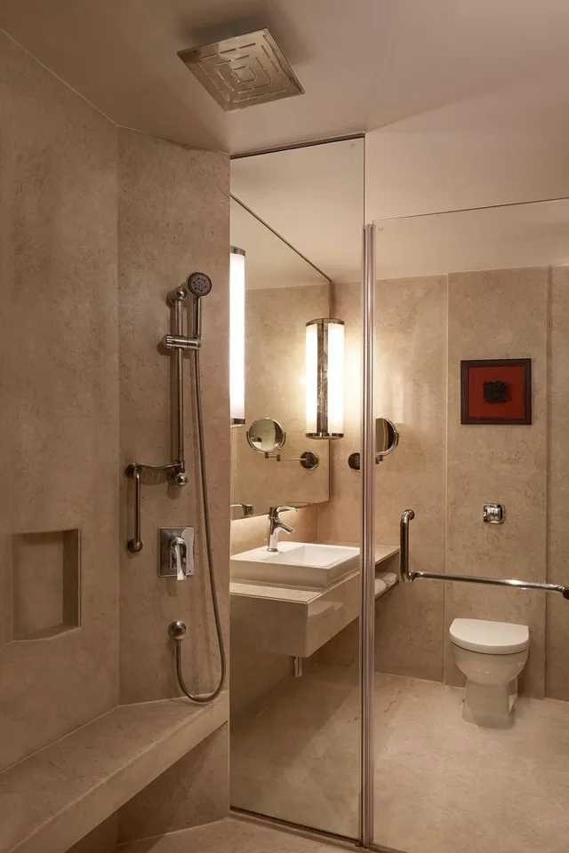 Room, Twin Beds, City View, Courtyard By Marriott Mumbai International Airport 3/4