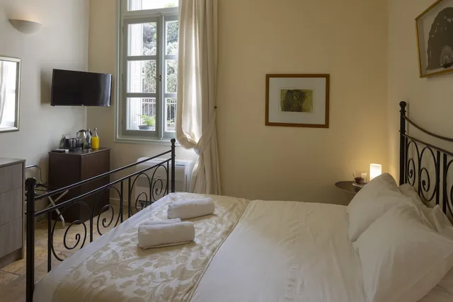 غرفة بسرير مزدوج، Aria Lito Mansion 1/3