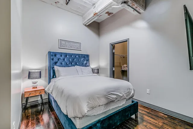 3 Bedrooms, Premium, Apartment, 1 King and 2 Queen Beds, City View, 2 Bathrooms، Luxury Downtown Dallas Stay by Amyfinehouse 5/10