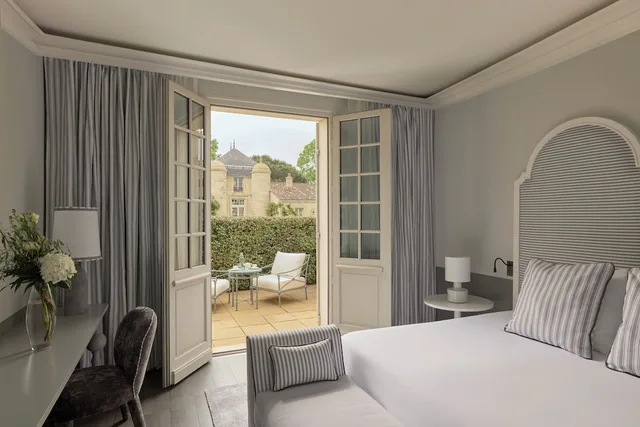 جناح جونيور بسرير كينج بشرفة، Chateau Cordeillan Bages 1/4