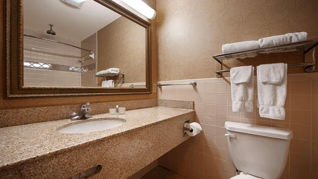 جناح بسريرين، Best Western Casa Villa Suites 3/3