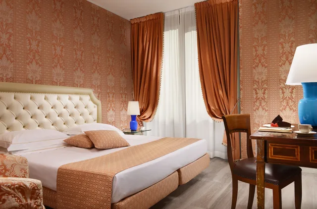 1 Bedroom, Executive, Twin Beds, Pierre Milano 1/4