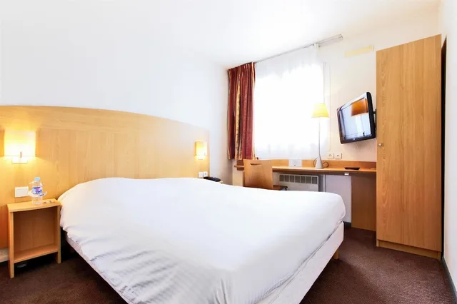 غرفة قياسية بسرير مزدوج، Kyriad Mulhouse Nord - Illzach 3/6