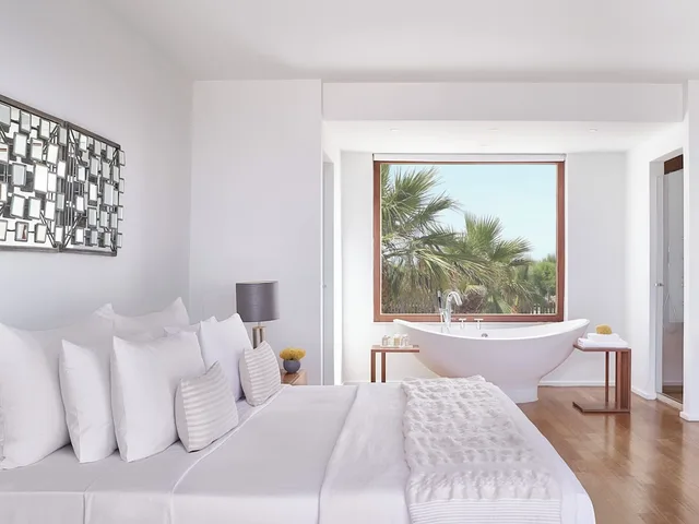 2 Bedrooms, Infinity, Villa, 2 King Beds, Private Pool، Amirandes, A Resort to Live 1/4