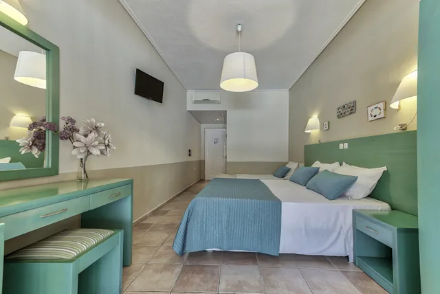 غرفة سوبيريور بسرير مزدوج أو سريرين منفصلين، Ecoresort Zefyros Hotel 1/3