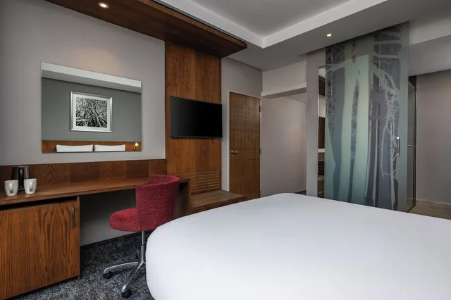 غرفة قياسية بسرير فردي، Holiday Inn Nairobi Two Rivers Mall an IHG Hotel 5/10