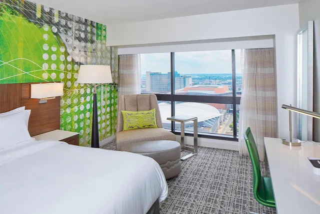 Room, King Bed, Club Floor، Renaissance Nashville Hotel 1/5