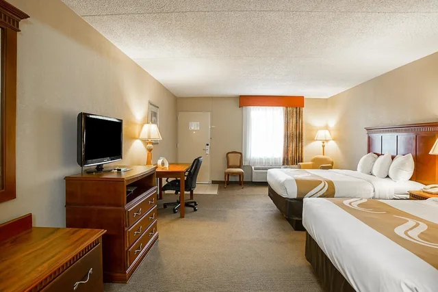 غرفة قياسية بسريرين مزدوجين، Quality Inn Hurricane Mills I-40 3/4