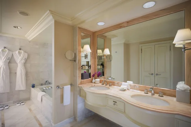 Suite, Villa, Hot Tub، The Peninsula Beverly Hills 2/2