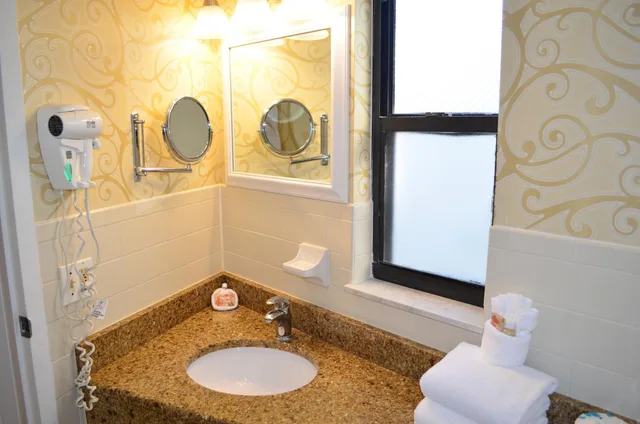 1 Bedroom, Suite, Sun Viking Lodge 6/6
