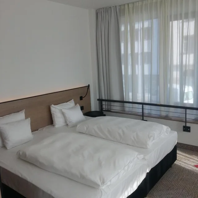 غرفة كومفورت بسرير كينج، Sorat Hotel Saxx Nurnberg 2/10