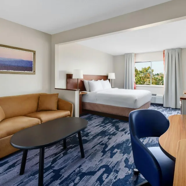 استوديو كبير بسرير كينج مع أريكة، Fairfield Inn By Marriott Philadelphia Airport 2/4