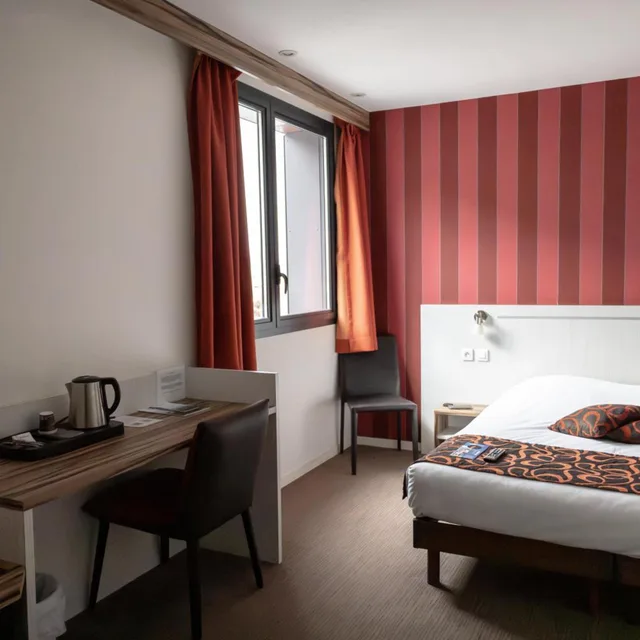 غرفة بريفيليج بسرير مزدوج، Brit Hotel Confort Saint-Lo 2/5