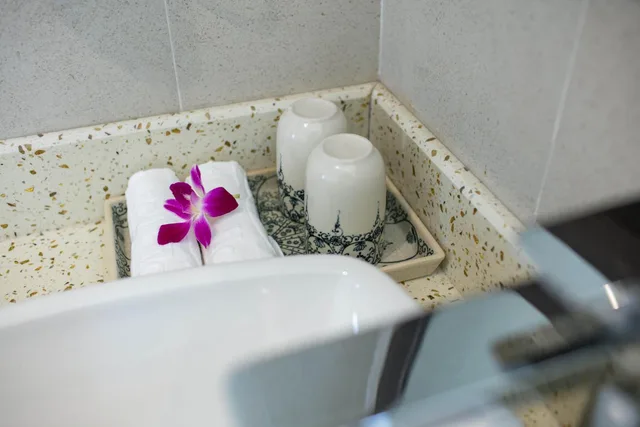 جناح جونيور بسرير كينج بإطلالة على المدينة، Hanoi Bonsella Hotel 4/4