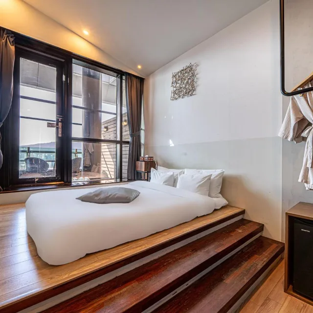 Korean, Superior, Double Bed, Sea View, Terrace، H Avenue 5/8
