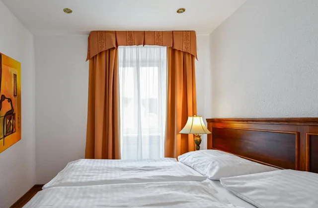 غرفة عائلية، HOTEL CONTINENTAL 4/10