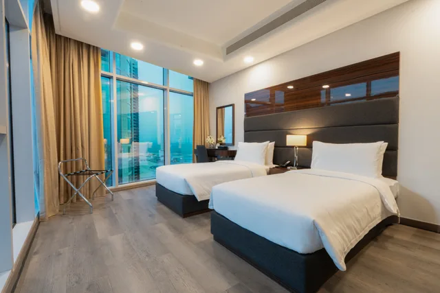 جناح ملكي، S Plaza Suites Hotel 1/3