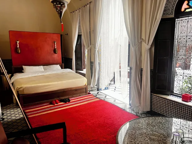 غرفة سوبيريور بسرير كوين، Riad Tizwa Fes 1/1