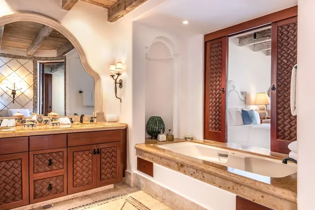 جناح بسرير كينج وسريرين كوين بإطلالة على الحديقة بغرفتي نوم، Las Ventanas Al Paraiso, A Rosewood Resort 5/8