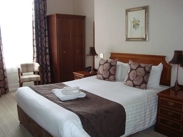 Room, Single, The Minster Hotel York 2/8