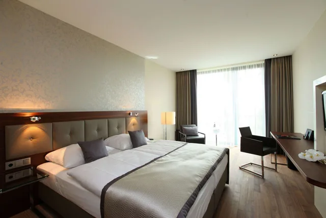 غرفة سوبيريور، Schlosshotel Bad Wilhelmshohe 1/1