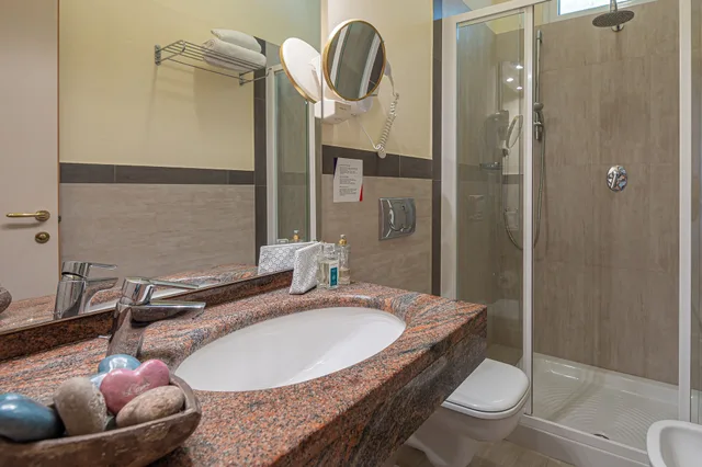 غرفة بسريرين منفصلين، Hotel Adria 2/4