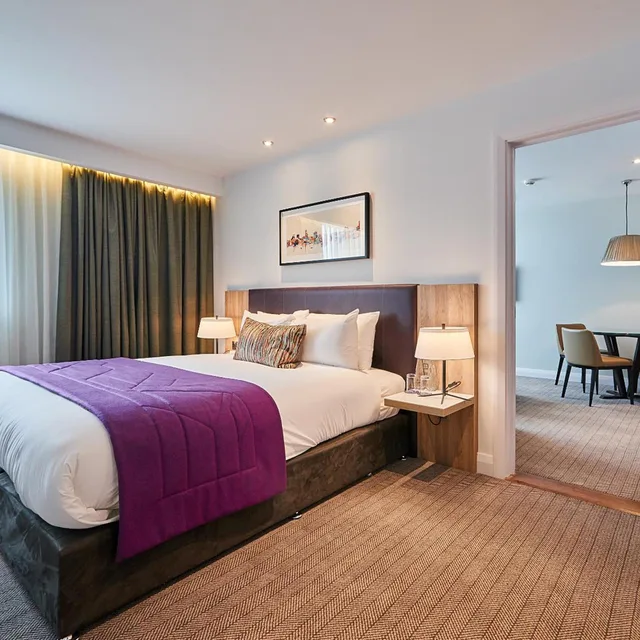 جناح جونيور بسرير مزدوج، Park Regis Birmingham 1/3