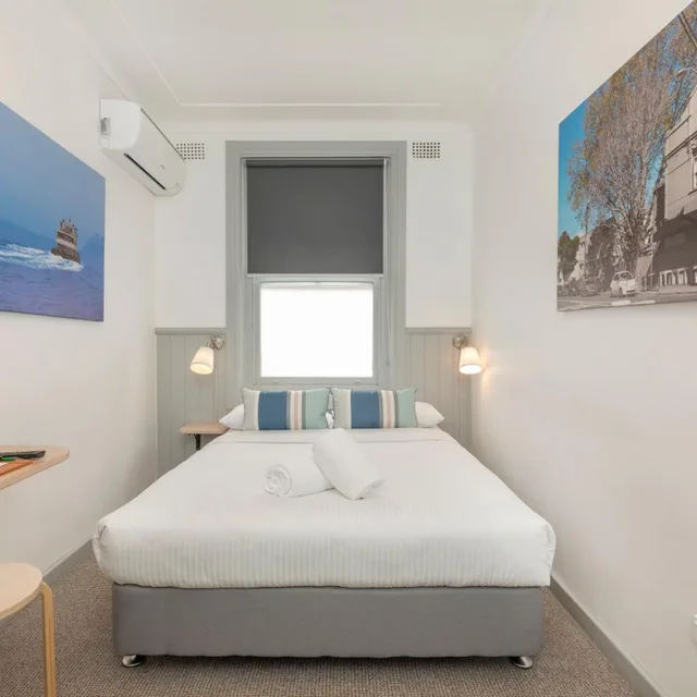 غرفة بسرير مزدوج، Dalziel Lodge 1/5