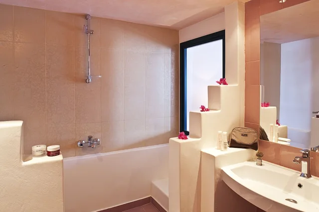 Duplex or Family, Apartment, Double and Twin Beds، Veggera Hotel 7/10
