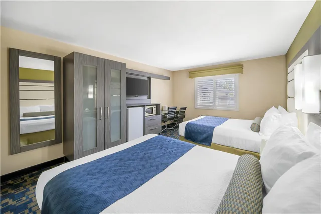 غرفة بسريرين مزدوجين، Best Western Antelope Inn & Suites 1/3